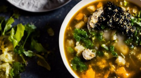 Азиатский сырный суп с унаги и трюфелем