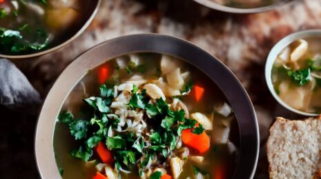 Азиатские супы для ленивых: быстрые рецепты с минимальными ингредиентами