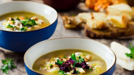 Изысканный суп с трюфельным маслом