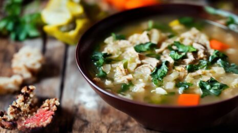 Рецепт супа из киноа с овощами и курицей