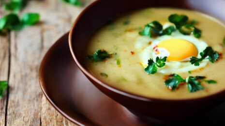 Щавелевый суп классический с яйцом